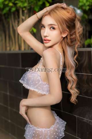 trans girl Calisa888 0080952