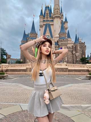 trans girl Calisa888 8335412