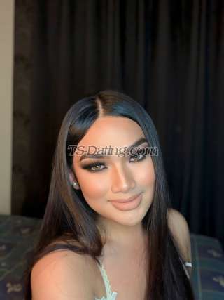 trans girl Calista 9471744