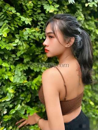 trans girl CalystaTS 8870144