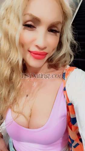 trans girl CamillaMoore 7286358