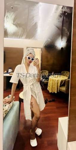 trans girl Candlle 6437153