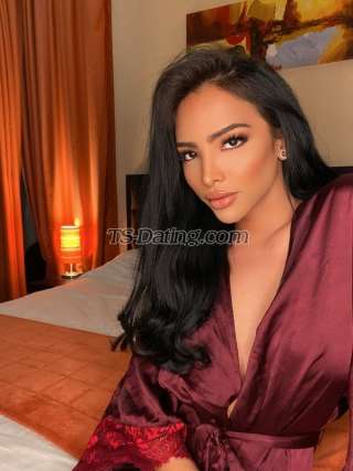 trans girl Carasins 6159156