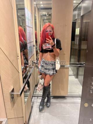 trans girl Carezy 7629985