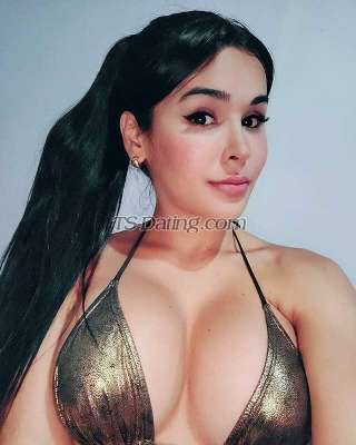 trans girl Carolinaaria 2927887