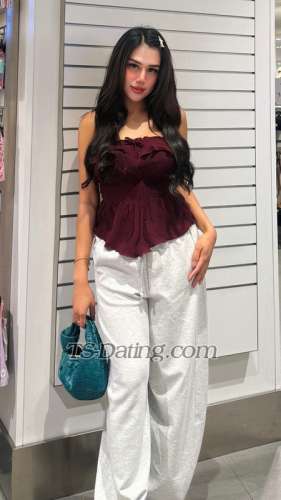 trans girl Carolline 0429753