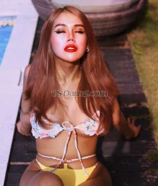 trans girl Carolline 1658119