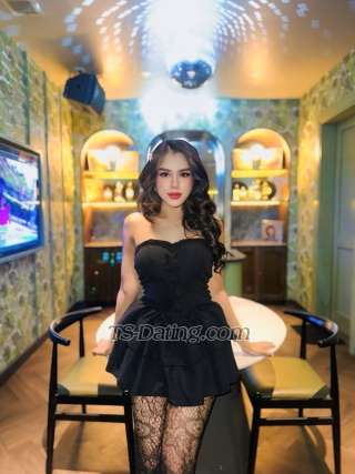 trans girl Carolline 2722875