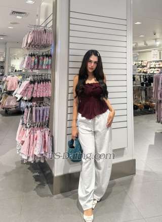 trans girl Carolline 8555153