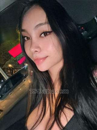 trans girl CatalinaDoll 0176603