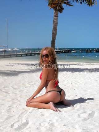 trans girl Cayet 2759296