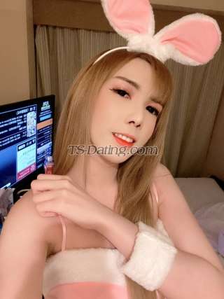 trans girl Ceejung36 9594532