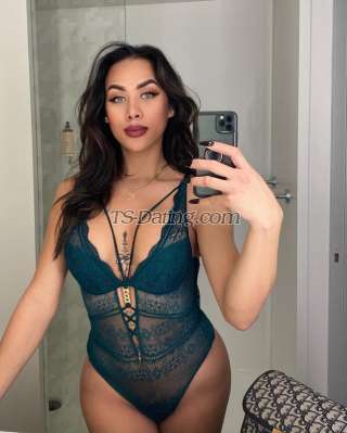 trans girl CelineQueen 1404500 trans girl CelineQueen 1404500