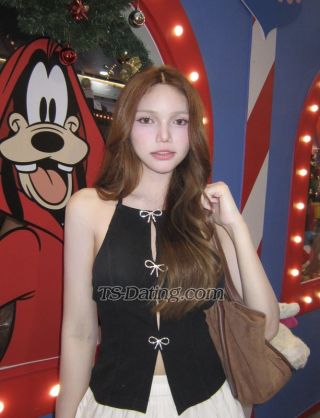 trans girl Celinejohson 8387534