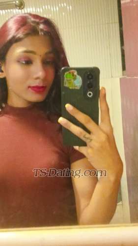 trans girl ChahatPihu 1720053