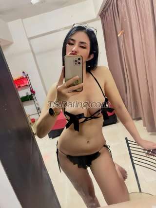 trans girl Champagne555 8563385