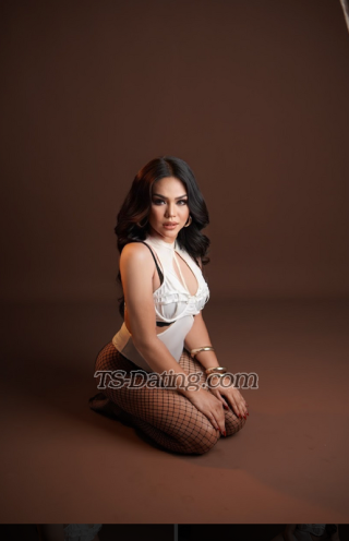 trans girl Charisse 4900591