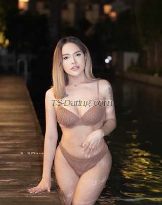 trans girl CheskaWard6c 8679966