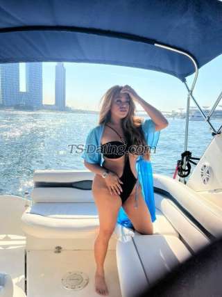 trans girl ChloeBombshel 3846523