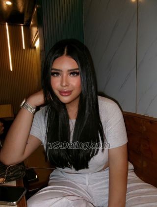 trans girl ChloeMarie 4826255