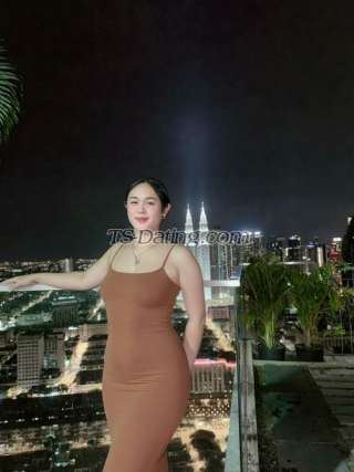 trans girl Chriistiineee 2355159