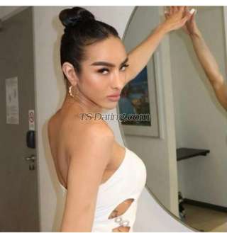 trans girl ClassyAshley 8721859