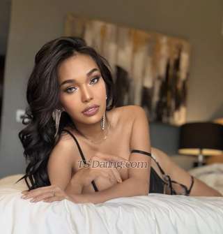 trans girl Cleowe 0718779