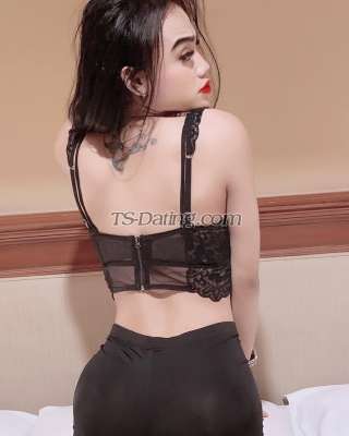 trans girl Cllau 3057857