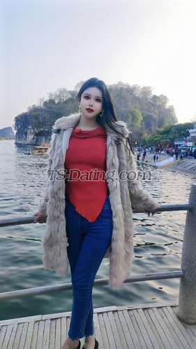 trans girl Coco52 9102576