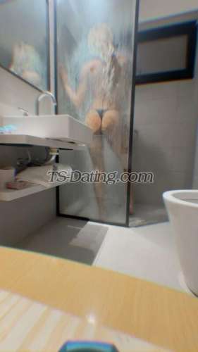 trans girl Corraluz 1541339