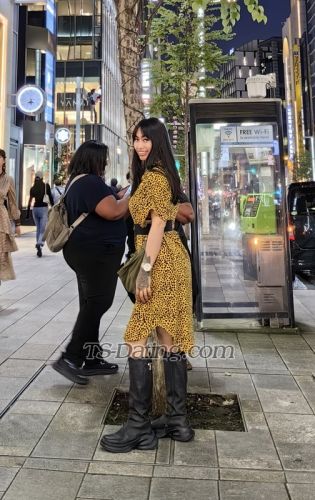 trans girl CreamiestCum 0723698