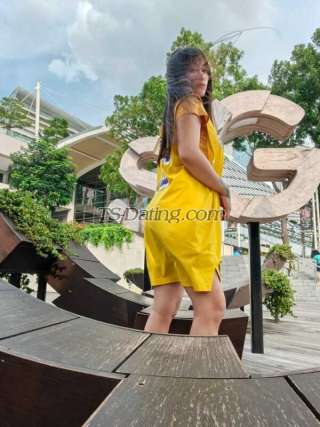 trans girl CreamiestCum 6449422