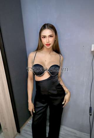 trans girl Creammerry 8638999