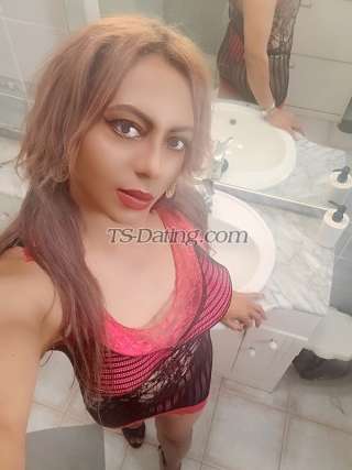 trans girl Cristalnaomi2 8907582