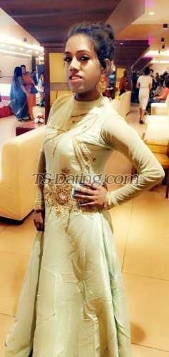 trans girl CuteAvantika 0572357