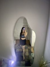 Cute amelia Noida TS escort 