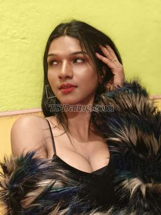 trans girl Cutebips 5208531