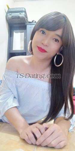 trans girl cantiquella2 8816034