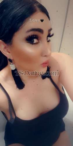 trans girl cerine 0190585