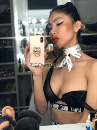 trans girl DALMATS 0927013