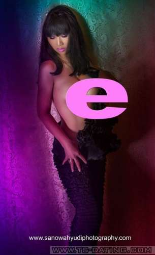 trans girl DCourtesan 5835844