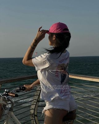 trans girl DEMI 1065088 trans girl DEMI 1065088