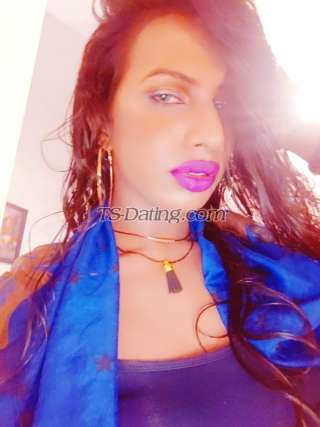 trans girl DOMINOQUEEN 3308884