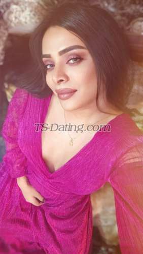 trans girl DQueenDivya 1012641