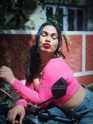 trans girl Daksha 2507008