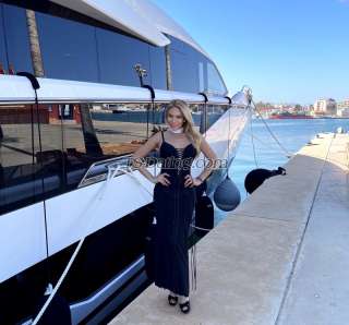 trans girl Danielaglam 8324573