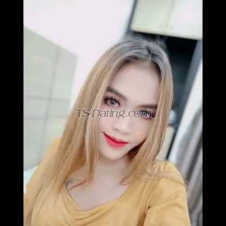 trans girl Davinaalmir 6773074