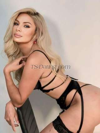 trans girl DayanaMuriel 3712434 trans girl DayanaMuriel 3712434