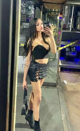 trans girl DayanaraZam 8890627