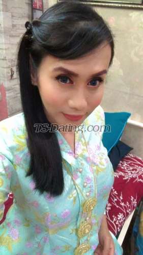 trans girl Dekfie 6980404